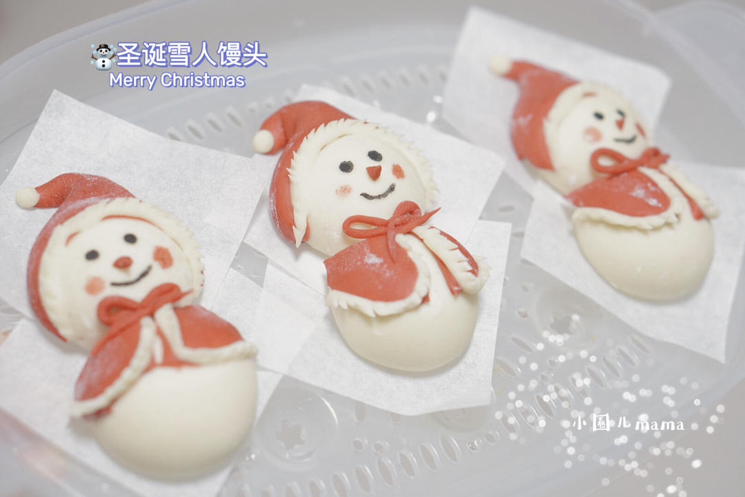 圣诞雪人卡通馒头系列（三）~带红斗篷的雪人