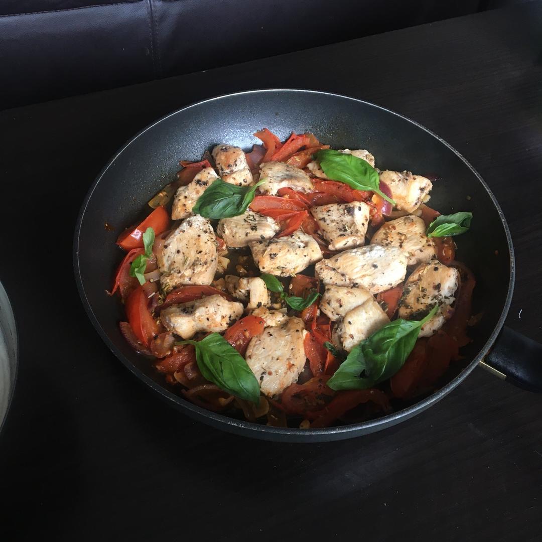 番茄炖鸡胸丨健康·三餐