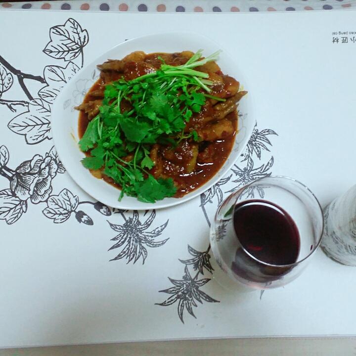 胖哥俩鸡爪煲