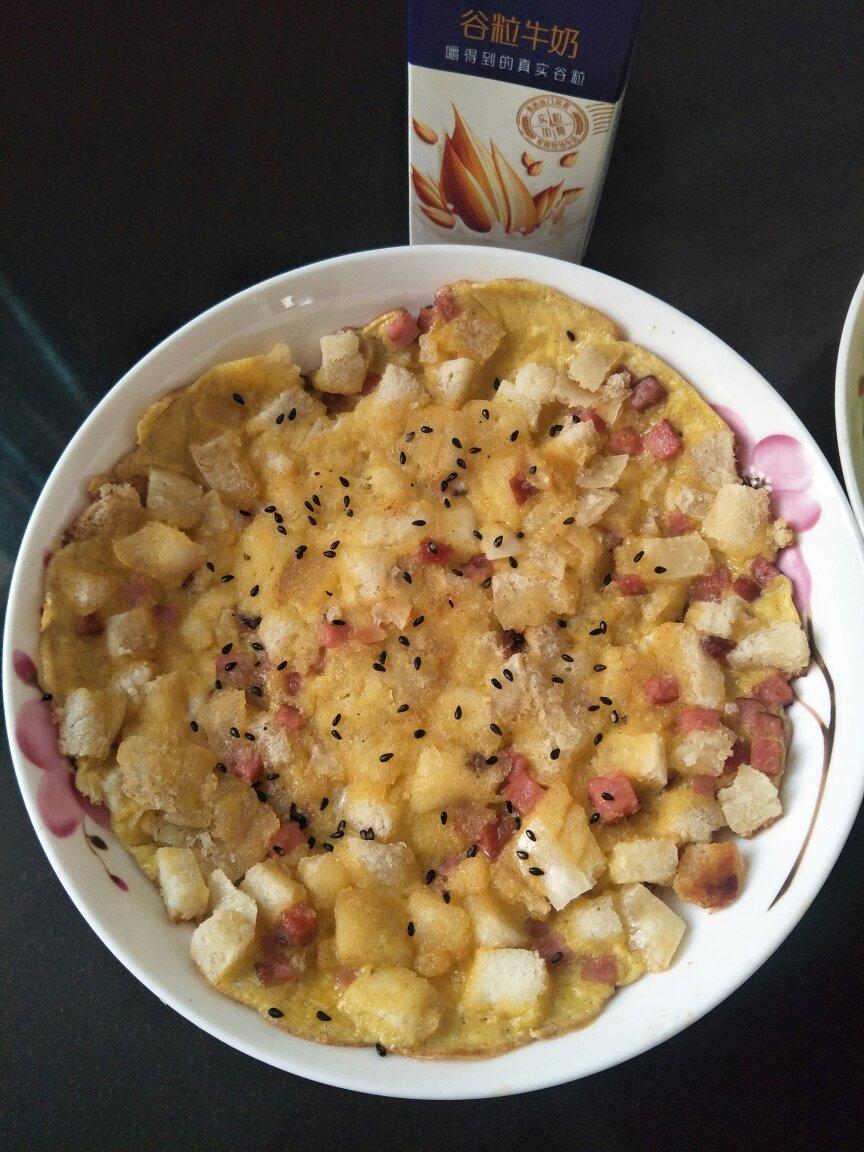 香脆鸡蛋馒头饼