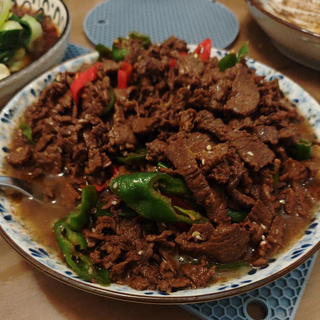 又香又嫩的小炒牛肉（巨好吃，手残党也能做）