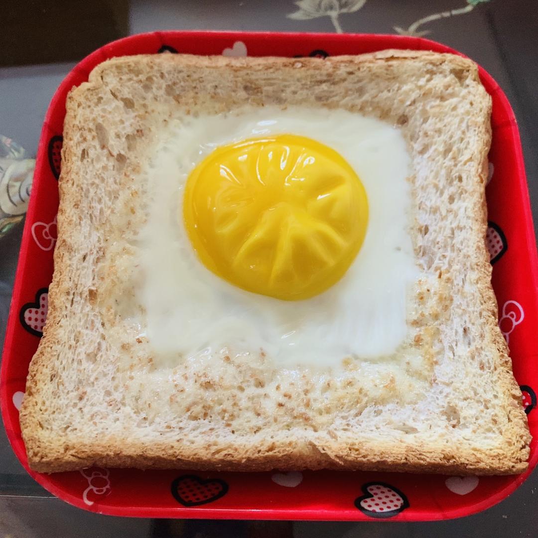 鸡蛋芝士烤吐司