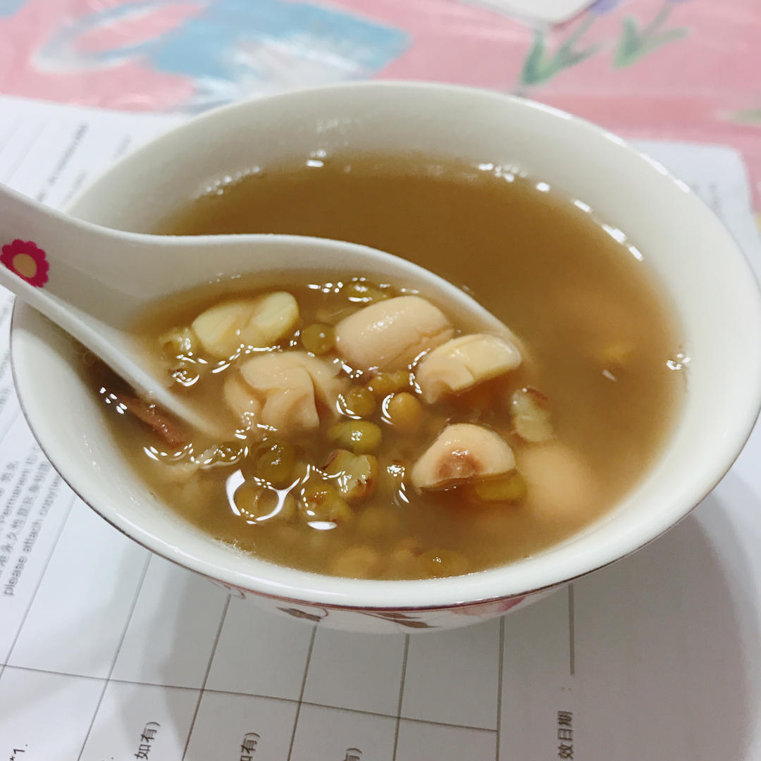 冰糖绿豆莲子羹