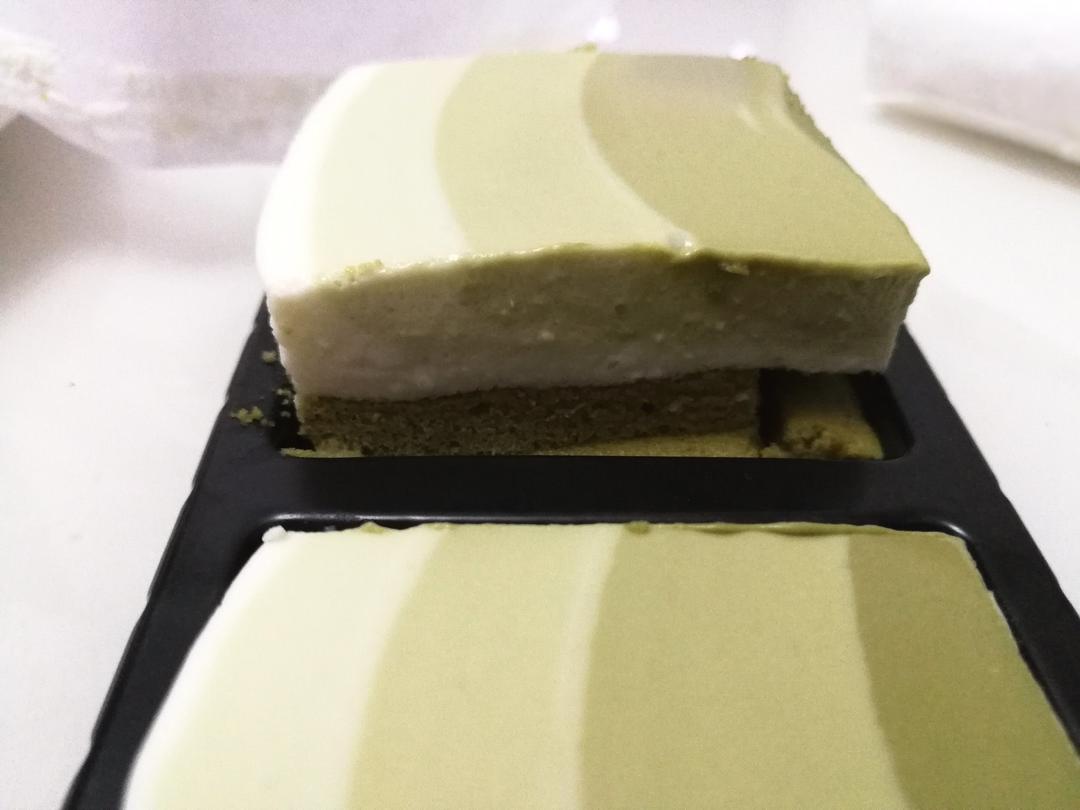 渐变抹茶慕斯蛋糕：我Amanda带着既美又作的抹茶甜点又来了！【曼食慢语】