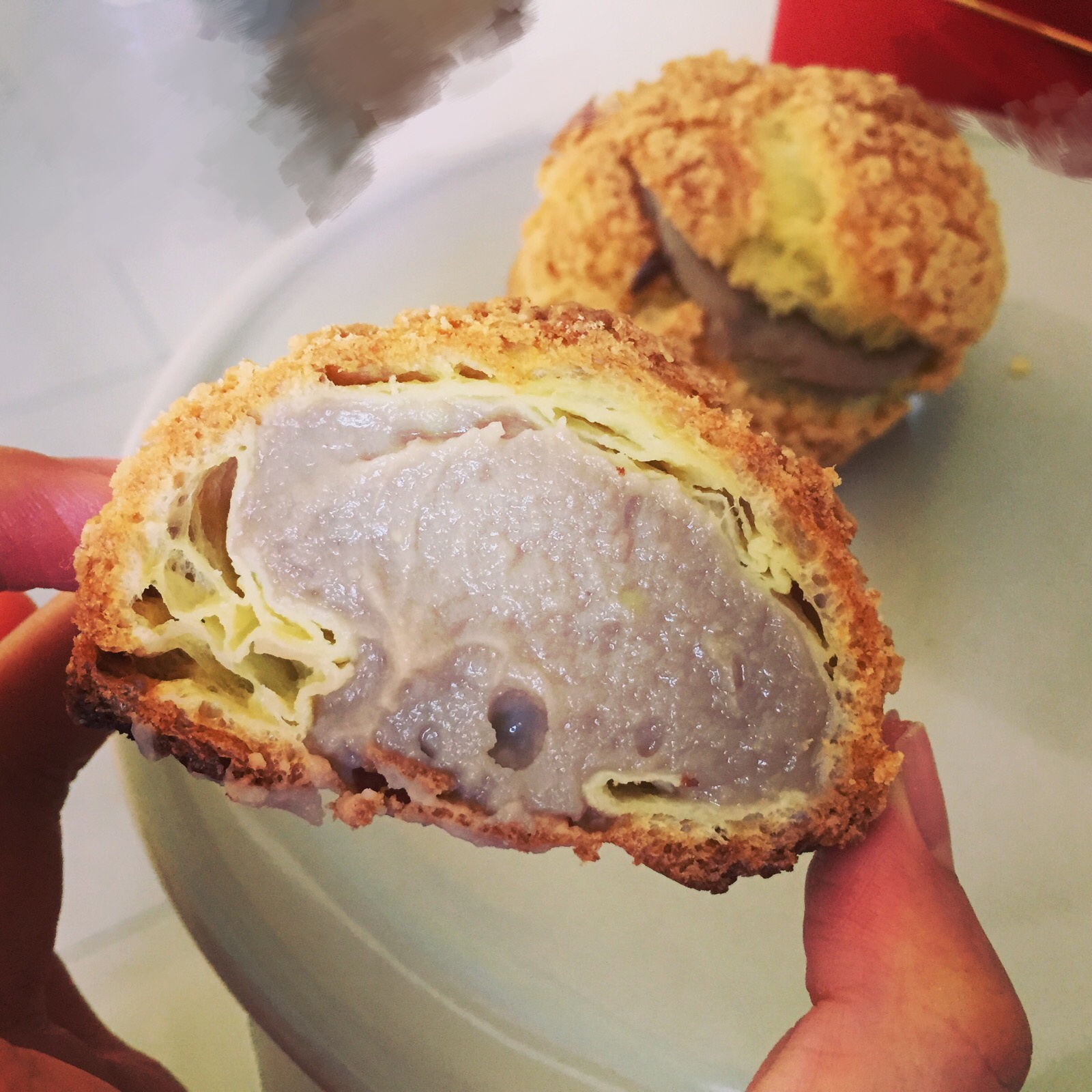 巧克力酥皮泡芙