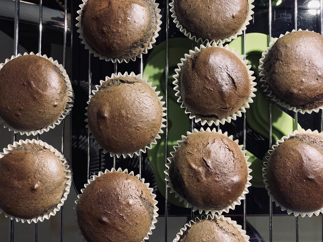 不塌不皱的光滑圆润版纸杯戚风（内含减糖版宝宝可吃）