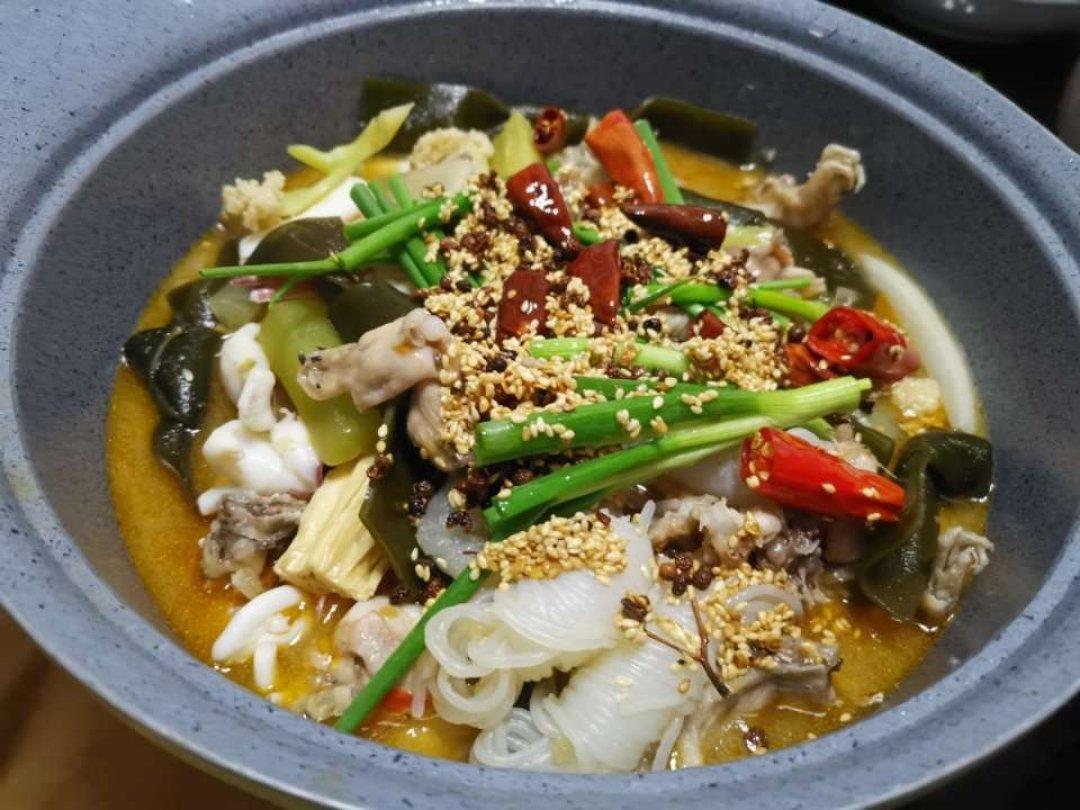 独家秘制 · 泡椒田鸡!