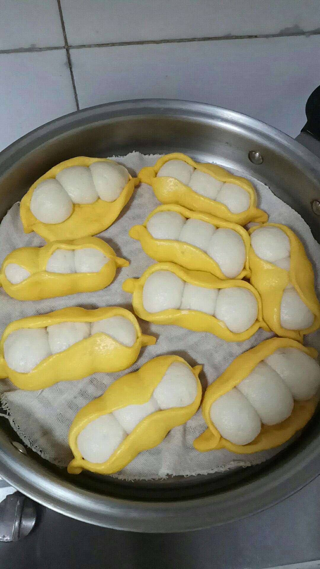 豆荚馒头的做法