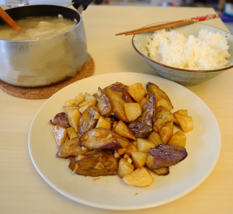 家常烧茄子（比较简单）