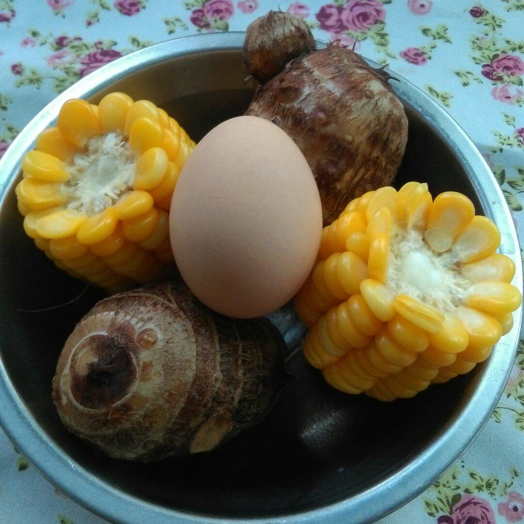 清煮甜玉米