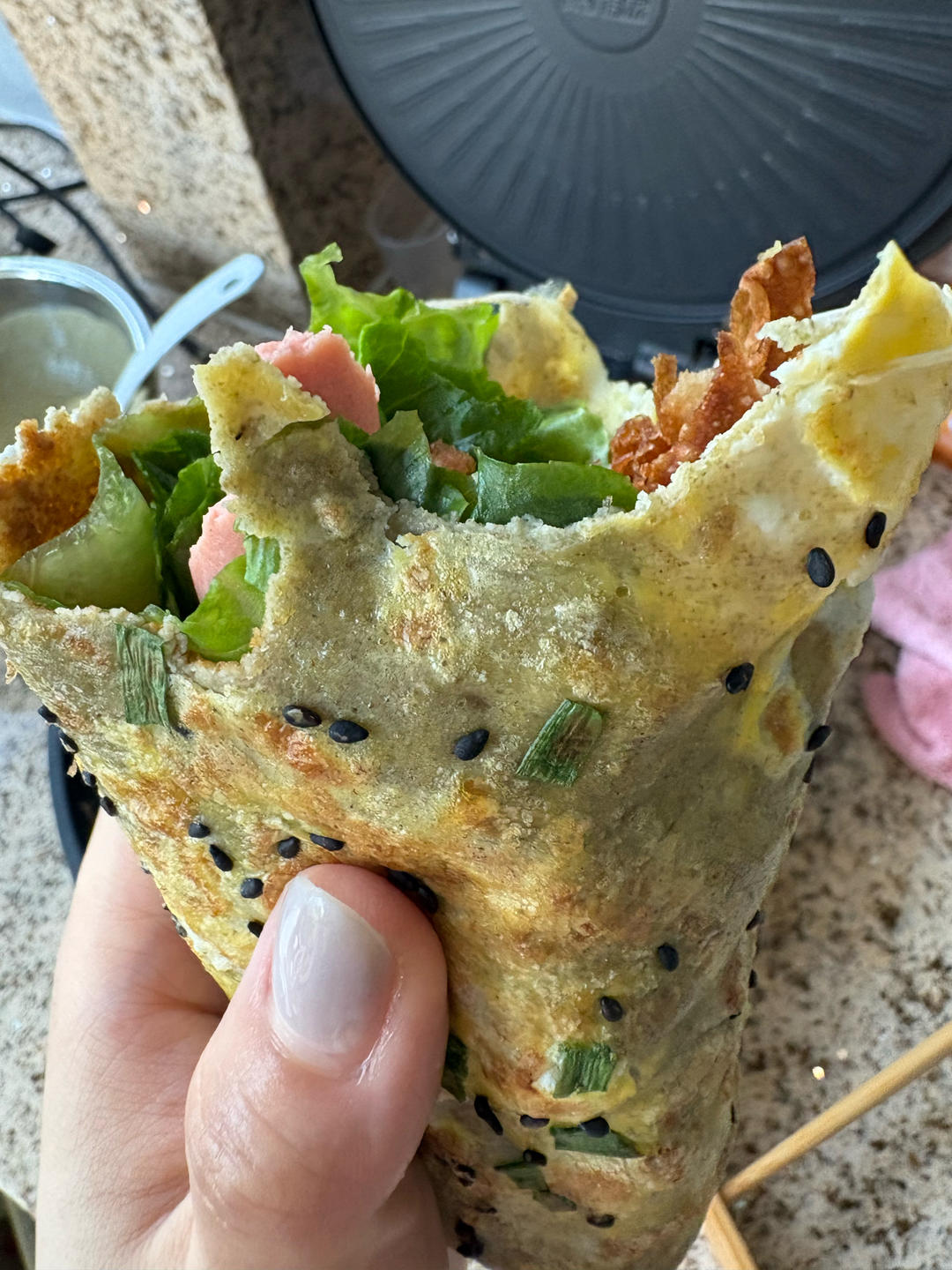 赌上天津人尊严的煎饼果子，不好吃你来打我