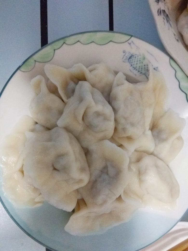 猪肉酸菜馅水饺