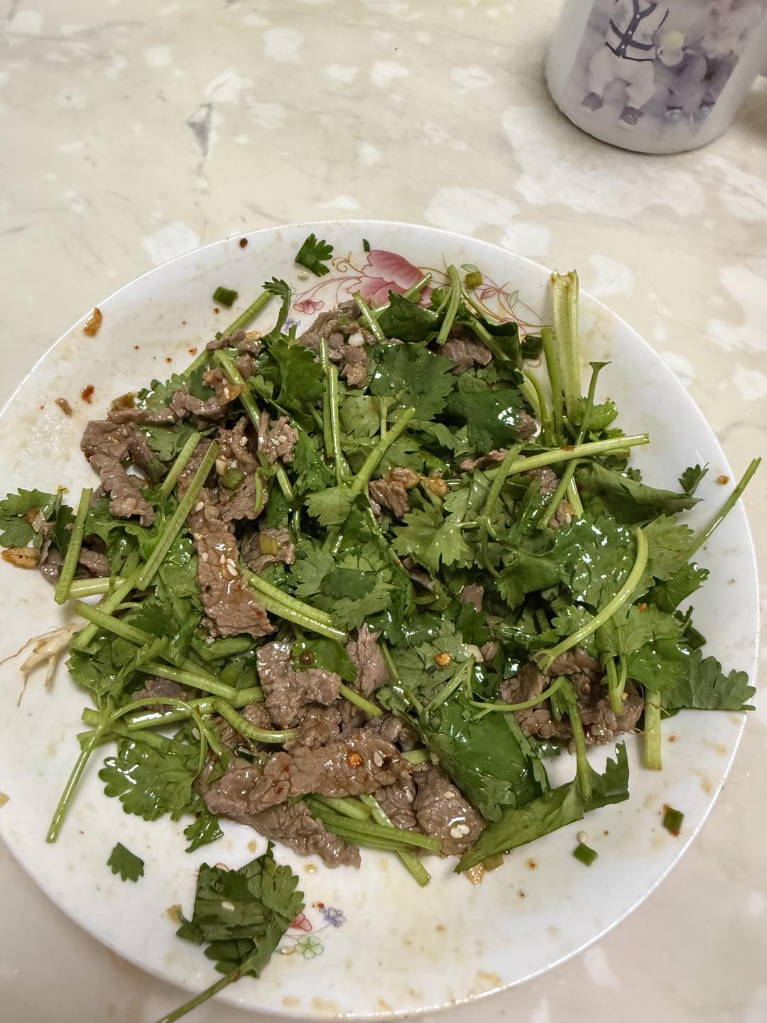 不用爆炒的香菜拌牛肉