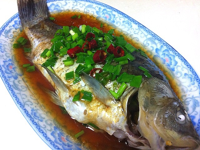 清蒸鲫鱼