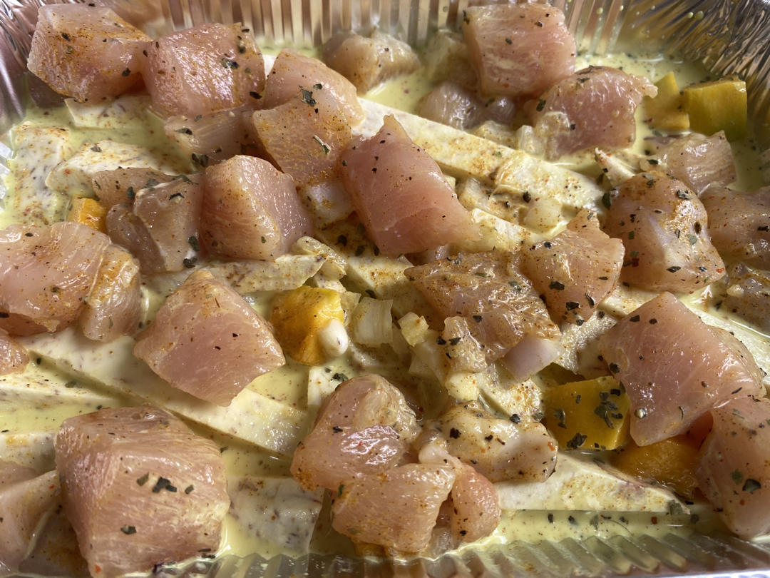 泰式香椰芋头南瓜咖喱慢烤鸡【北鼎烤箱食谱】