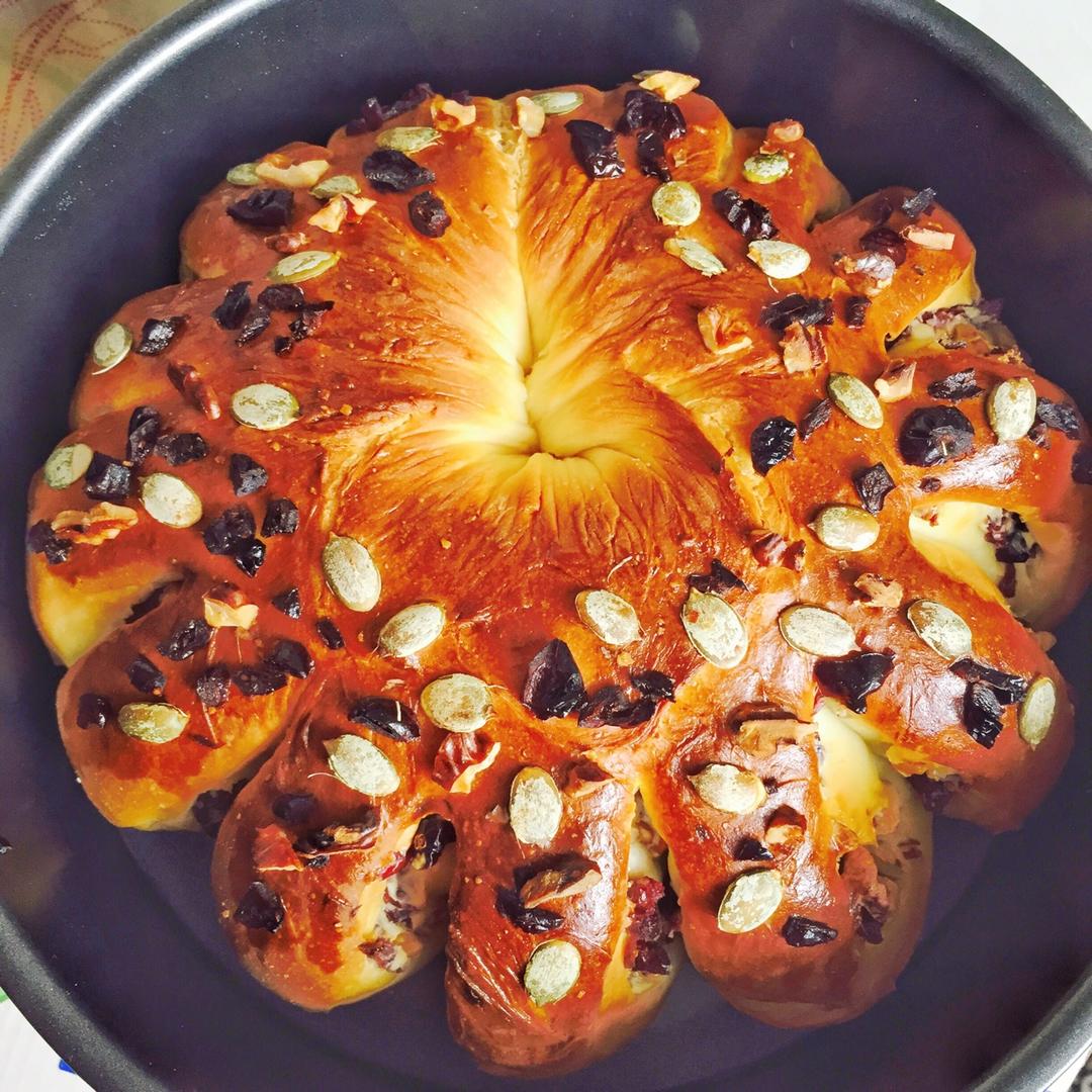 奶油乳酪核桃面包