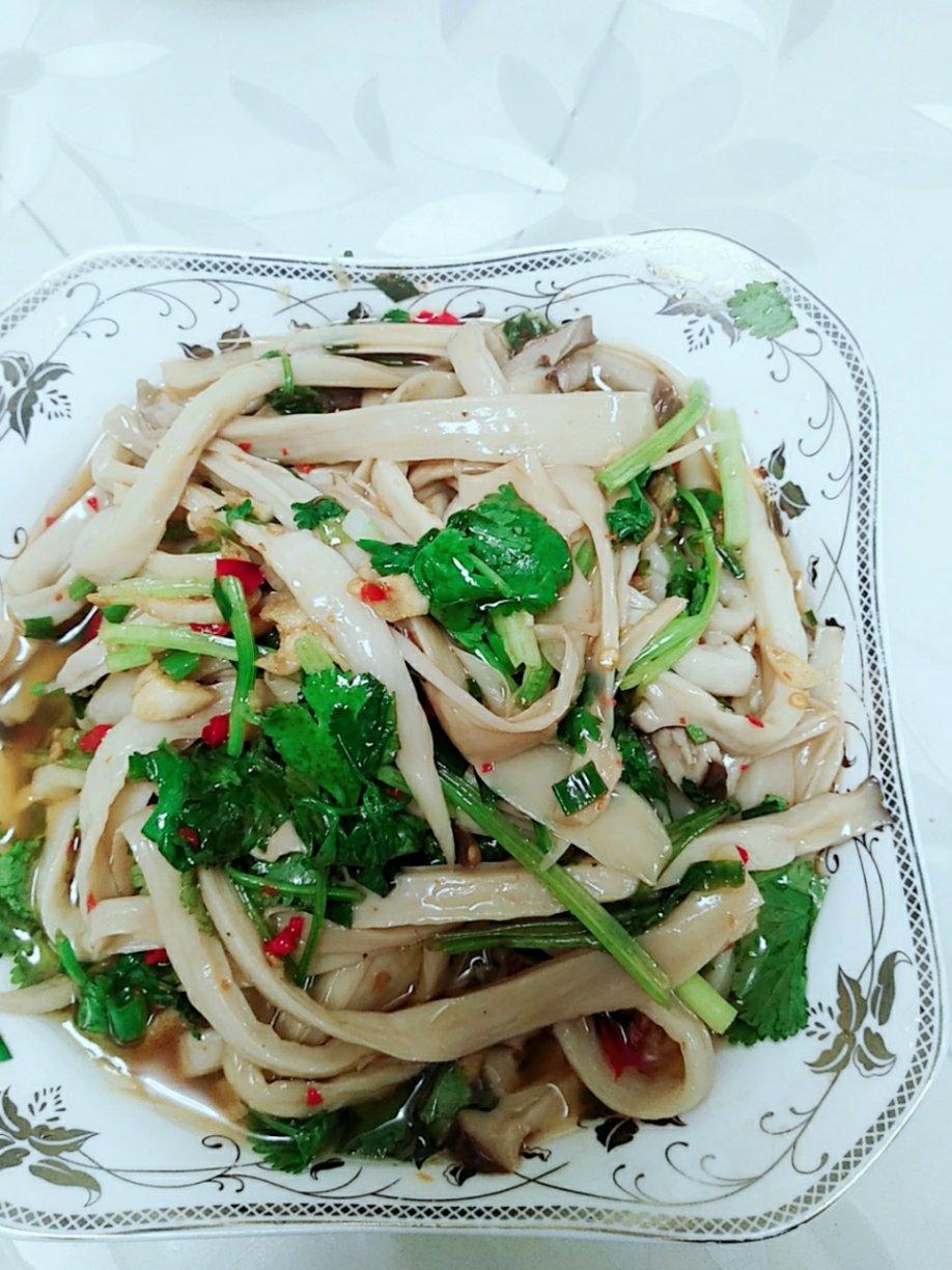 凉拌杏胞菇