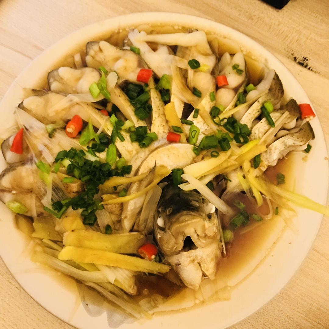孔雀开屏清蒸鱼