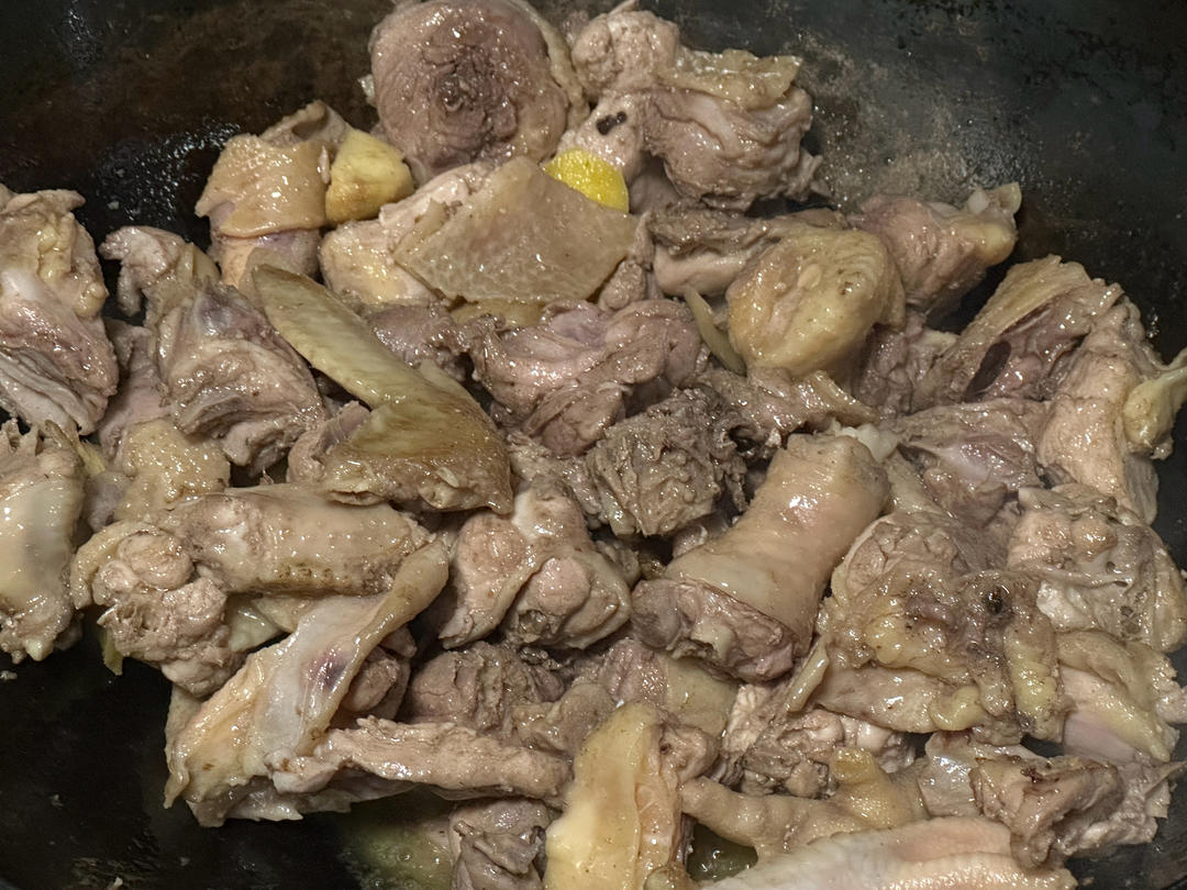 土雞煲湯—黃澄澄雞湯的做法 步驟4