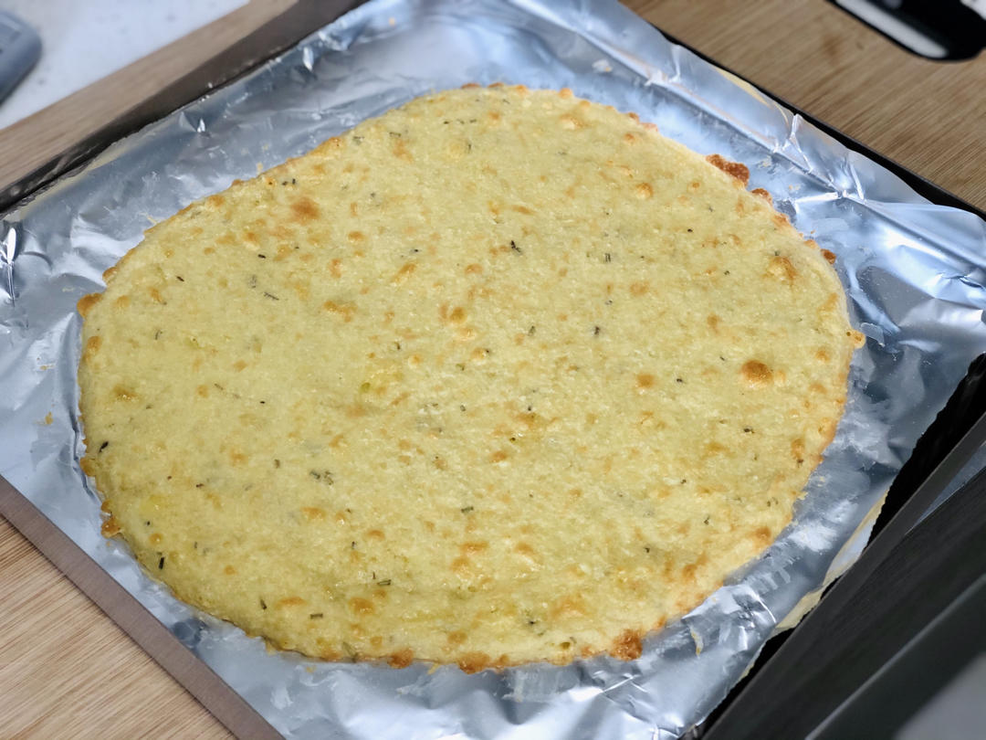 【生酮低碳】披萨pizza含马苏里拉版饼底