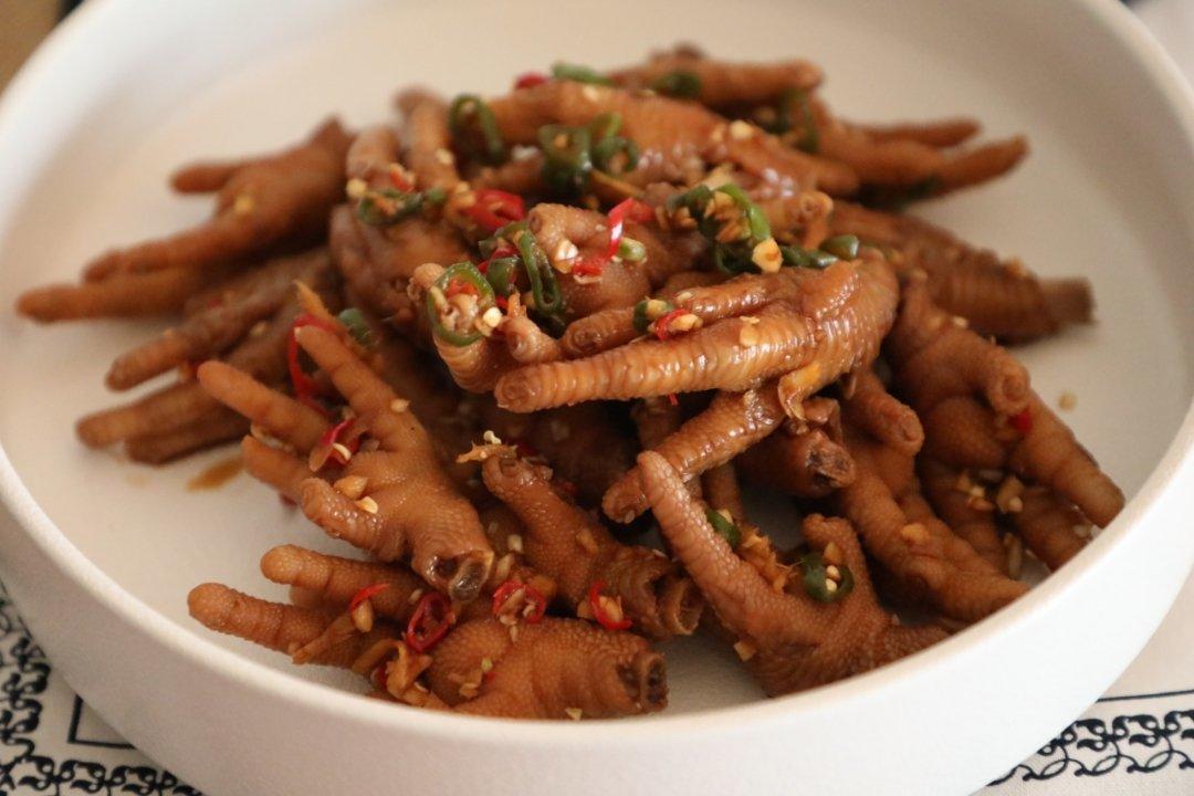 停不下来的秘制凉拌鸡爪