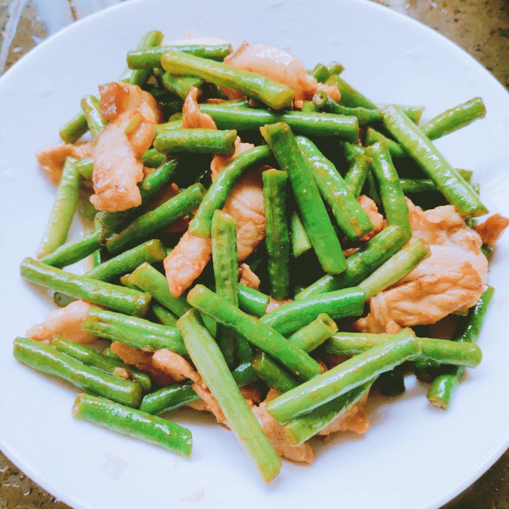 厨师长教你：“小炒白豆角”的家常做法，味道很赞，先收藏起来