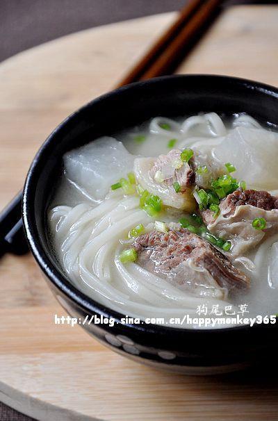 萝卜牛腩汤面的做法