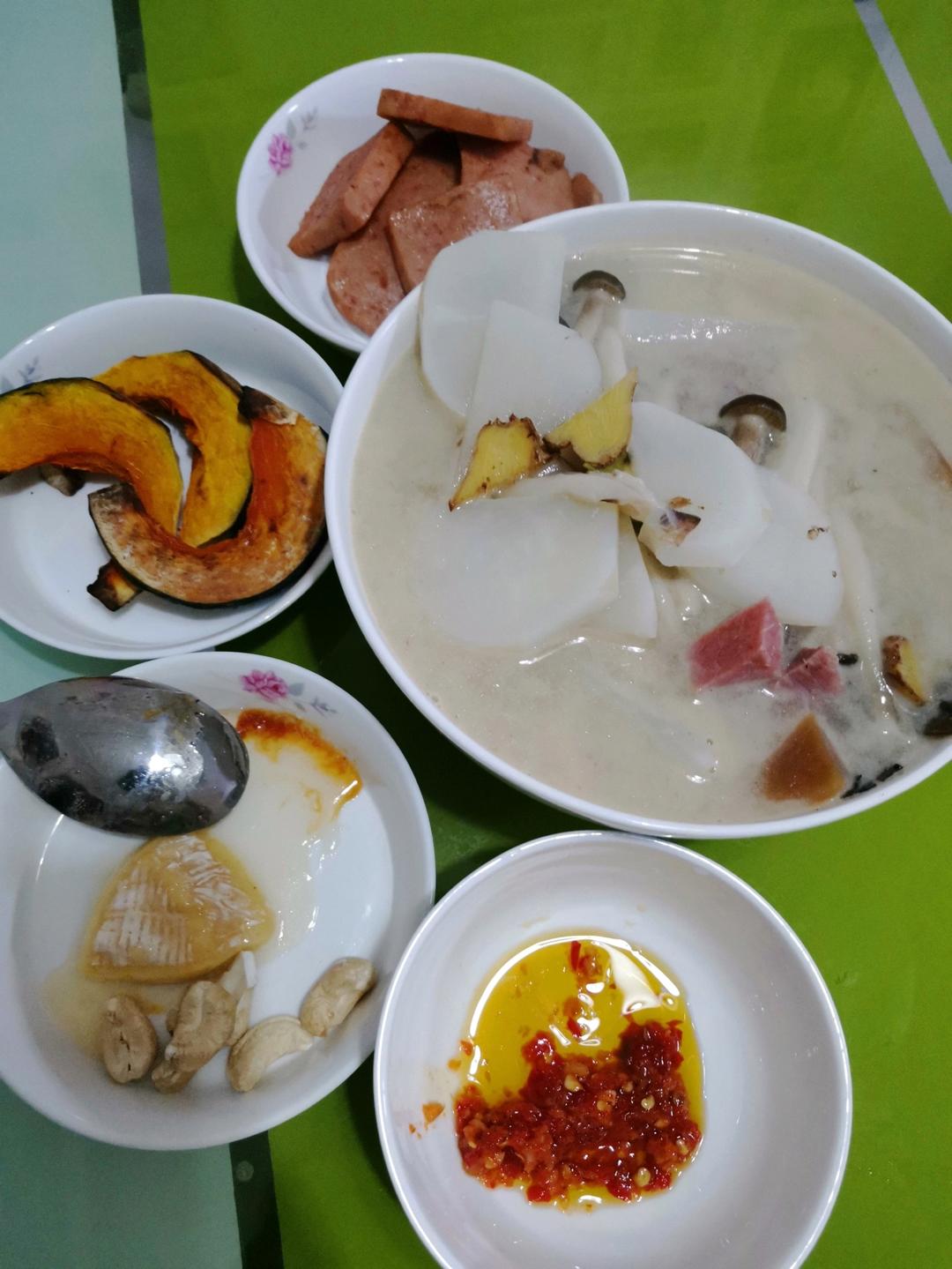 笔记：火腿鲫鱼汤
