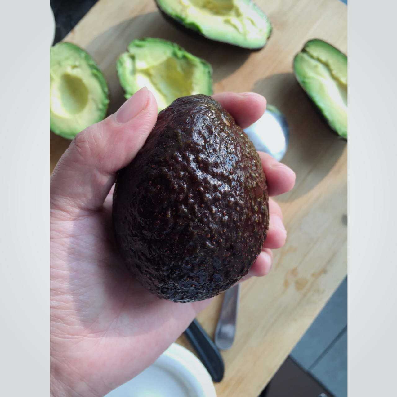 白糖拌牛油果（牛油果冰淇淋）