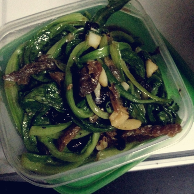 豆豉鲮鱼油麦菜
