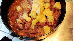 【山姆厨房】猪颈肉菠萝烧的做法 步骤5