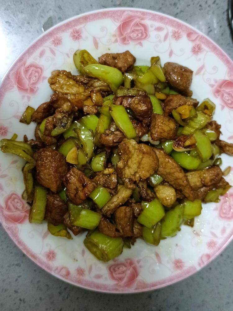 青椒炒肉片