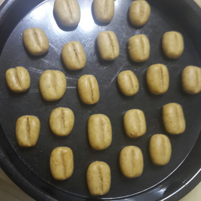 【咖啡豆豆饼干】简单的硬饼干