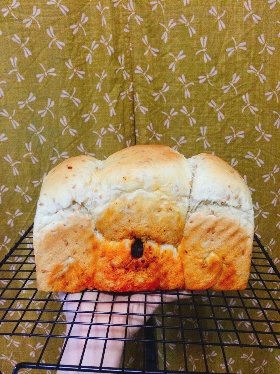 全麦亚麻籽吐司