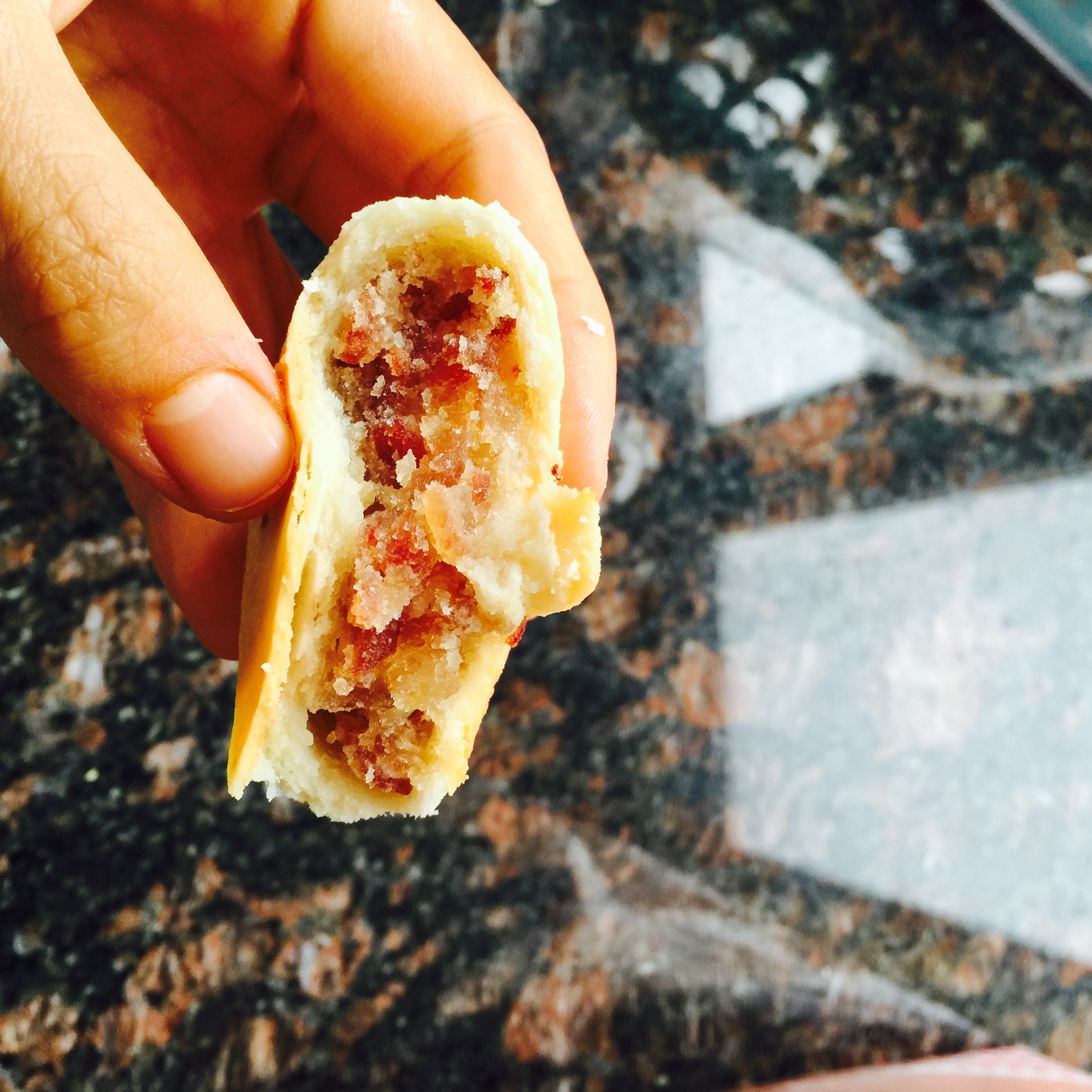 白酥皮云腿月饼