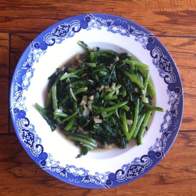 清炒茼蒿