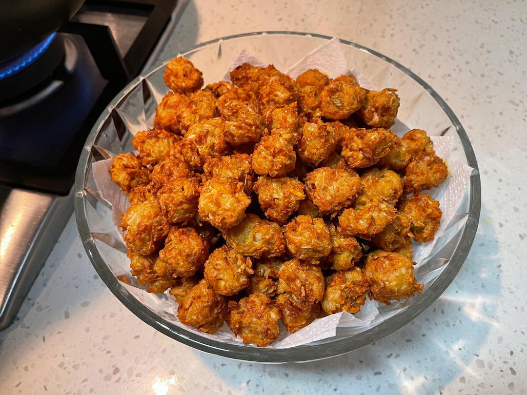 经典家常炸萝卜素丸子（不油腻外焦里软）炸豆腐丸子