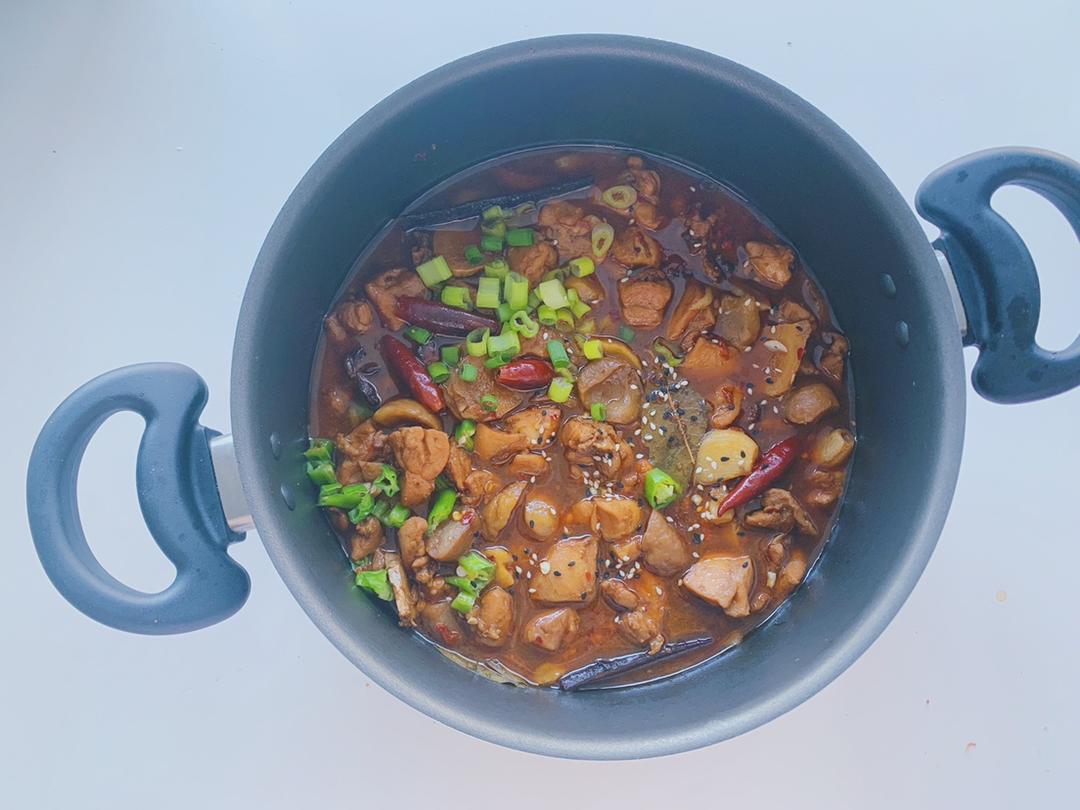 地锅鸡+自制红油【曼食慢语】