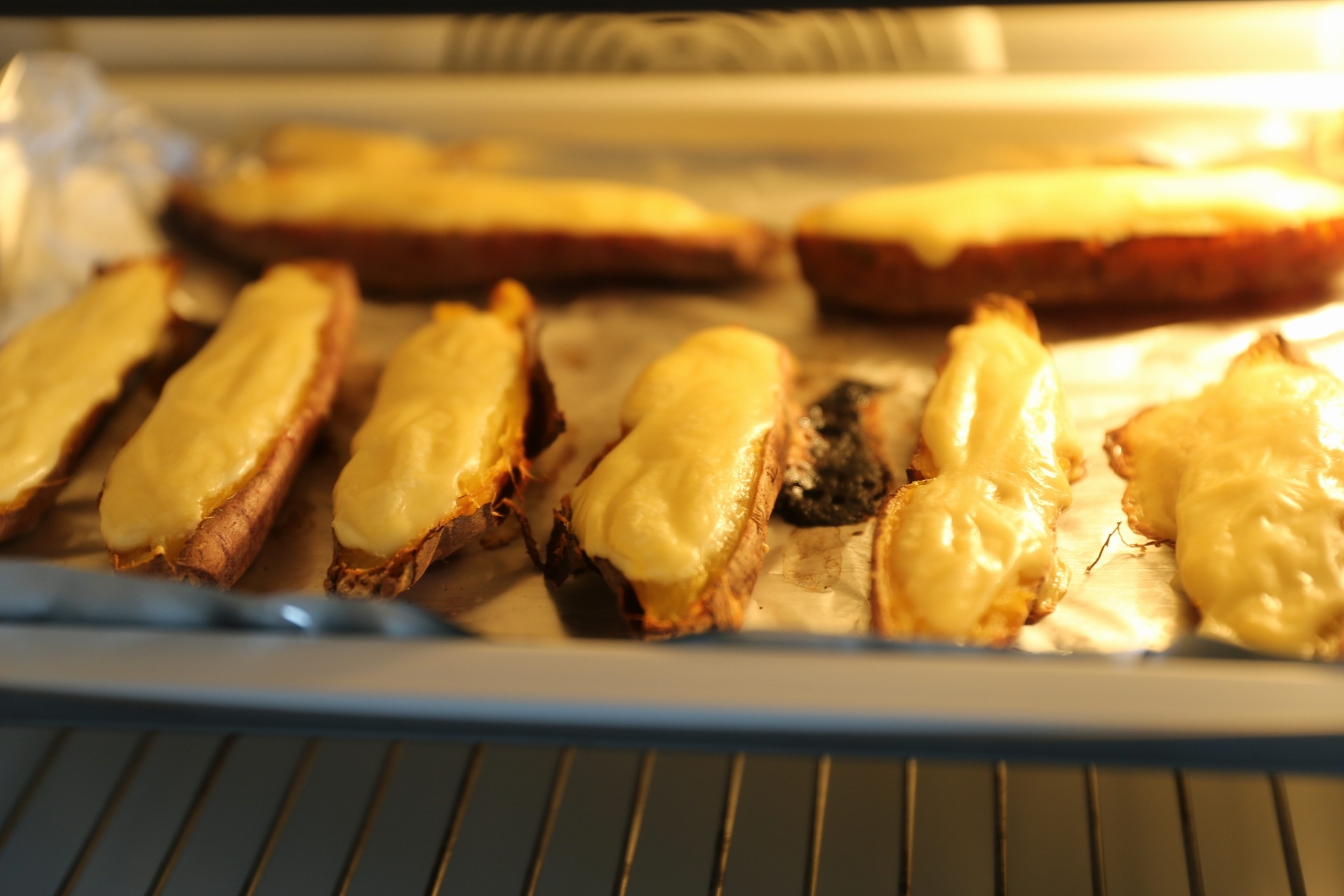 【北鼎烤箱食谱】熔岩烤红薯的做法 步骤12