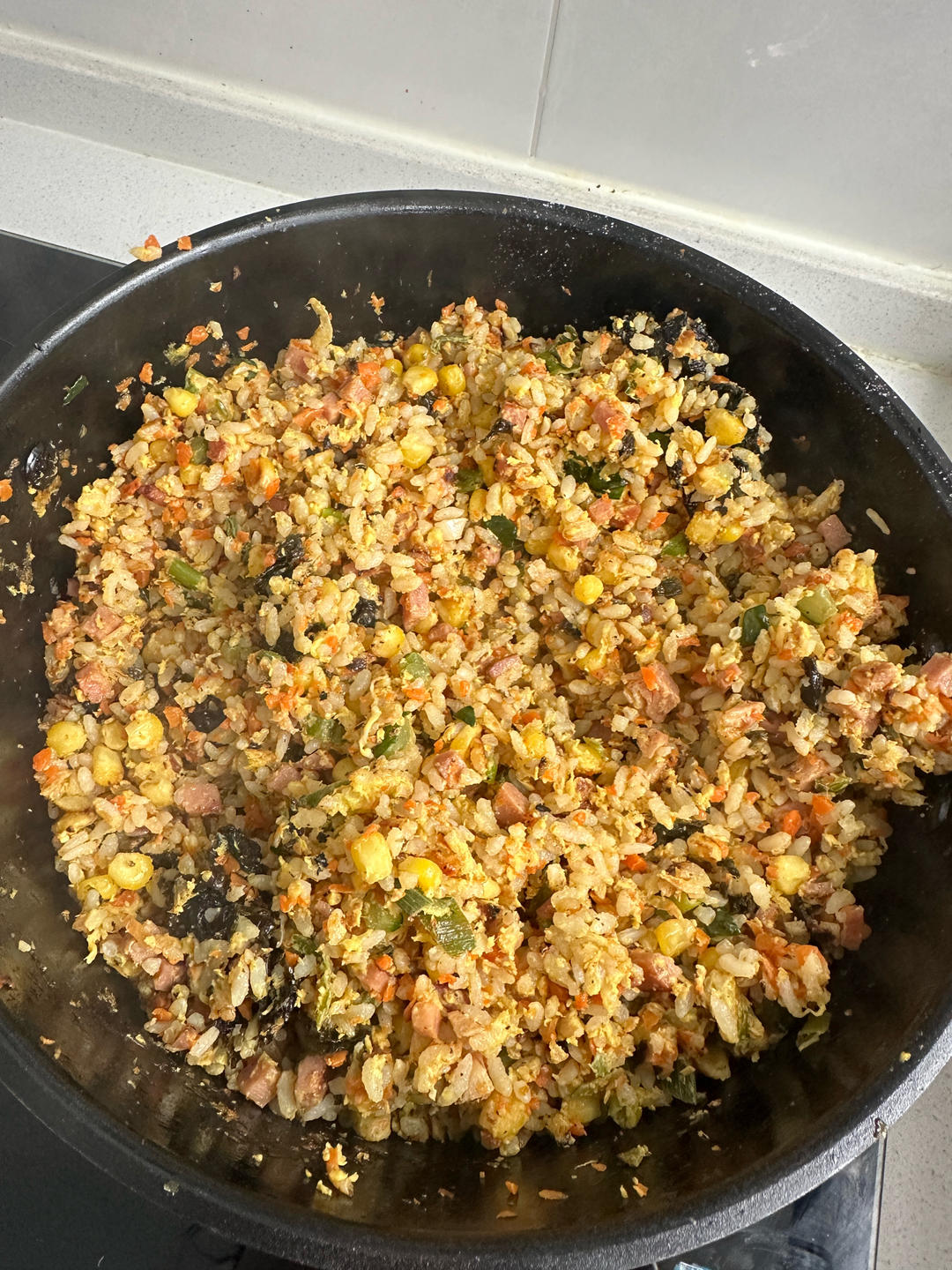 万变的紫菜炒饭