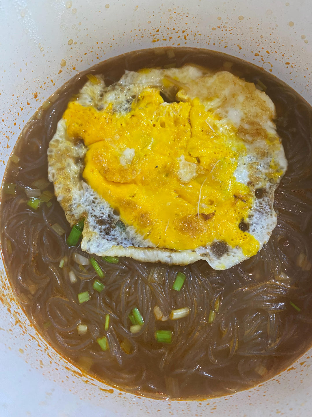 我妈的拿手番茄荷包蛋焖粉丝～好吃到原地跳舞