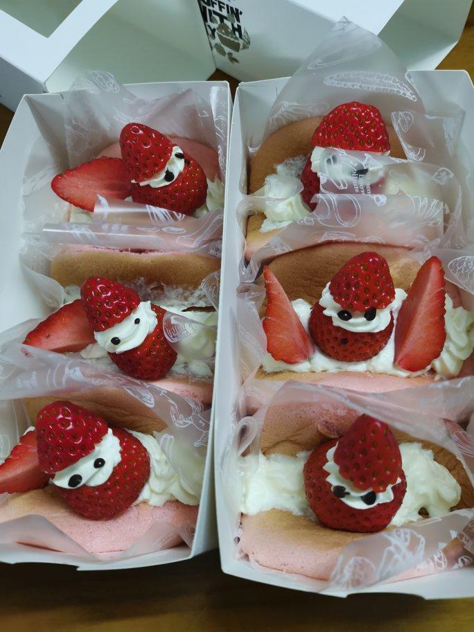 火爆全网草莓抱抱卷🍓颜值爆表巨好吃~