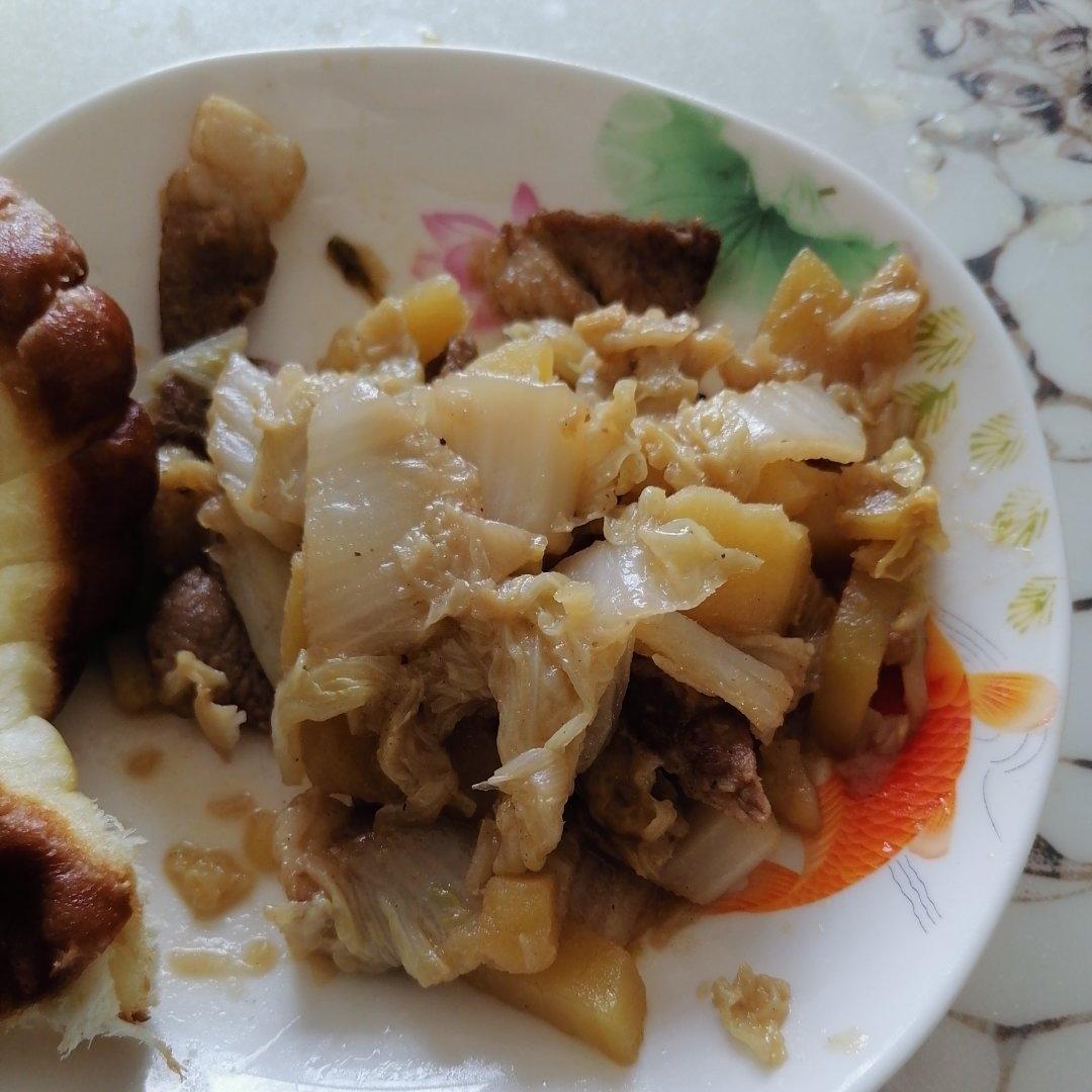 白菜炖土豆