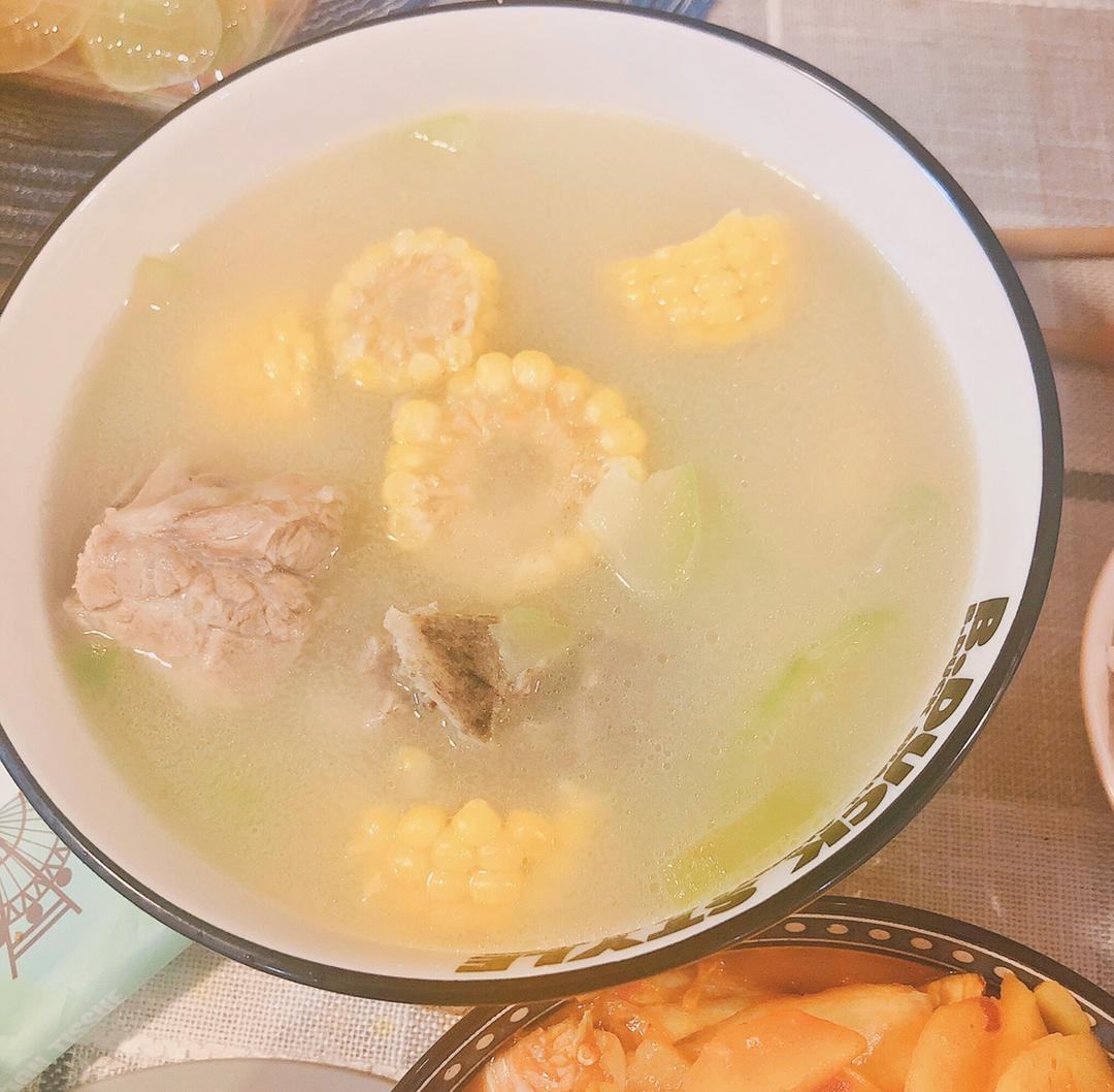 冬瓜排骨玉米汤