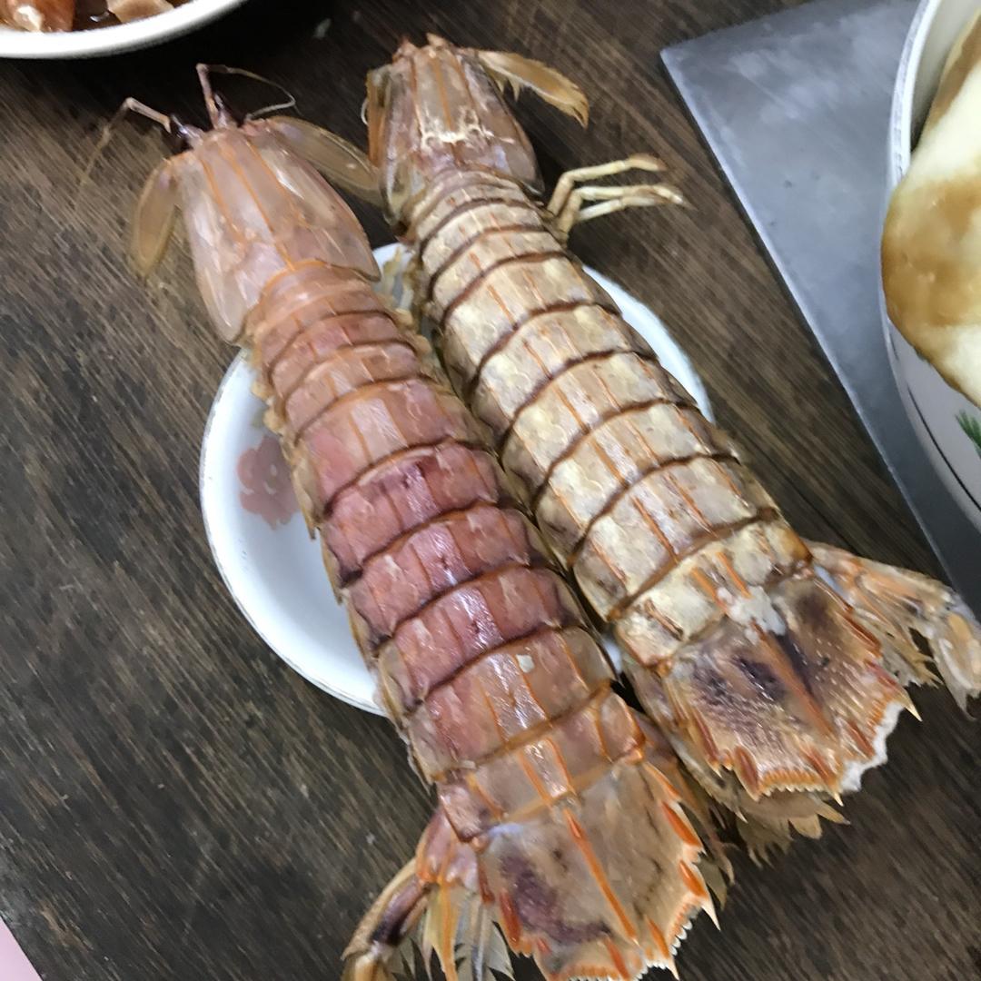 鲜花和美食装扮的生活