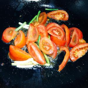 番茄鸡蛋炒牛肉的做法 步骤5