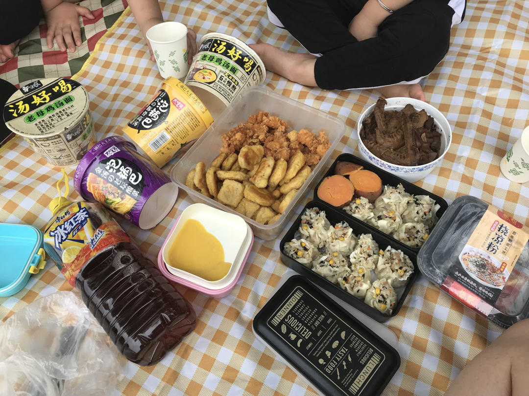 我们去吃好吃的