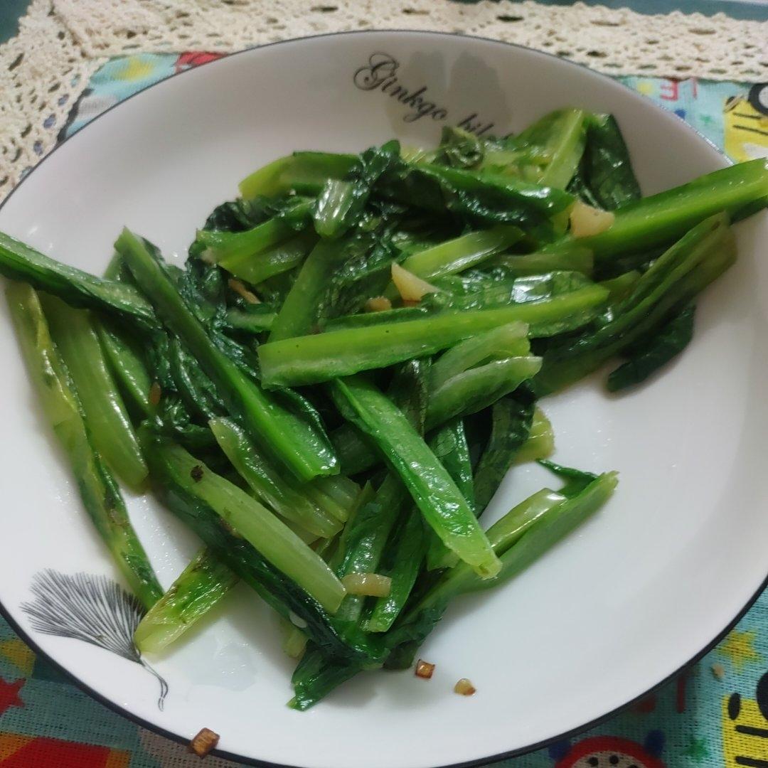清炒油麦菜