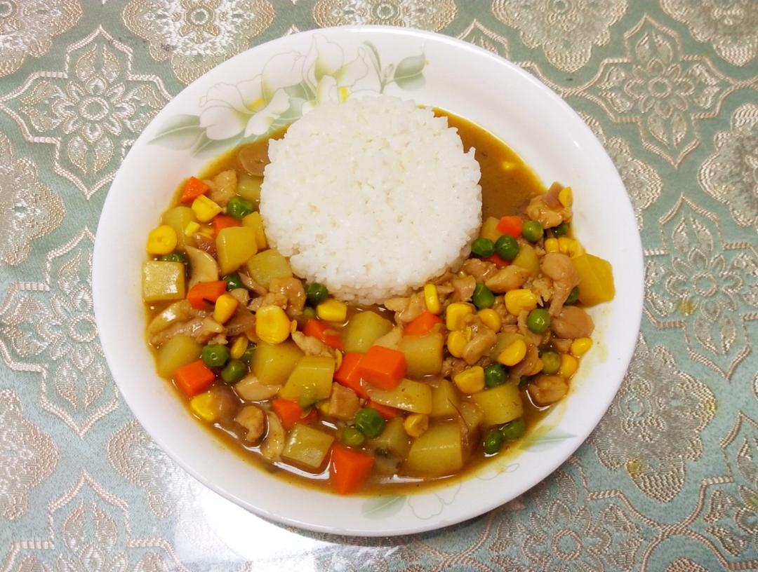 咖喱鸡肉饭