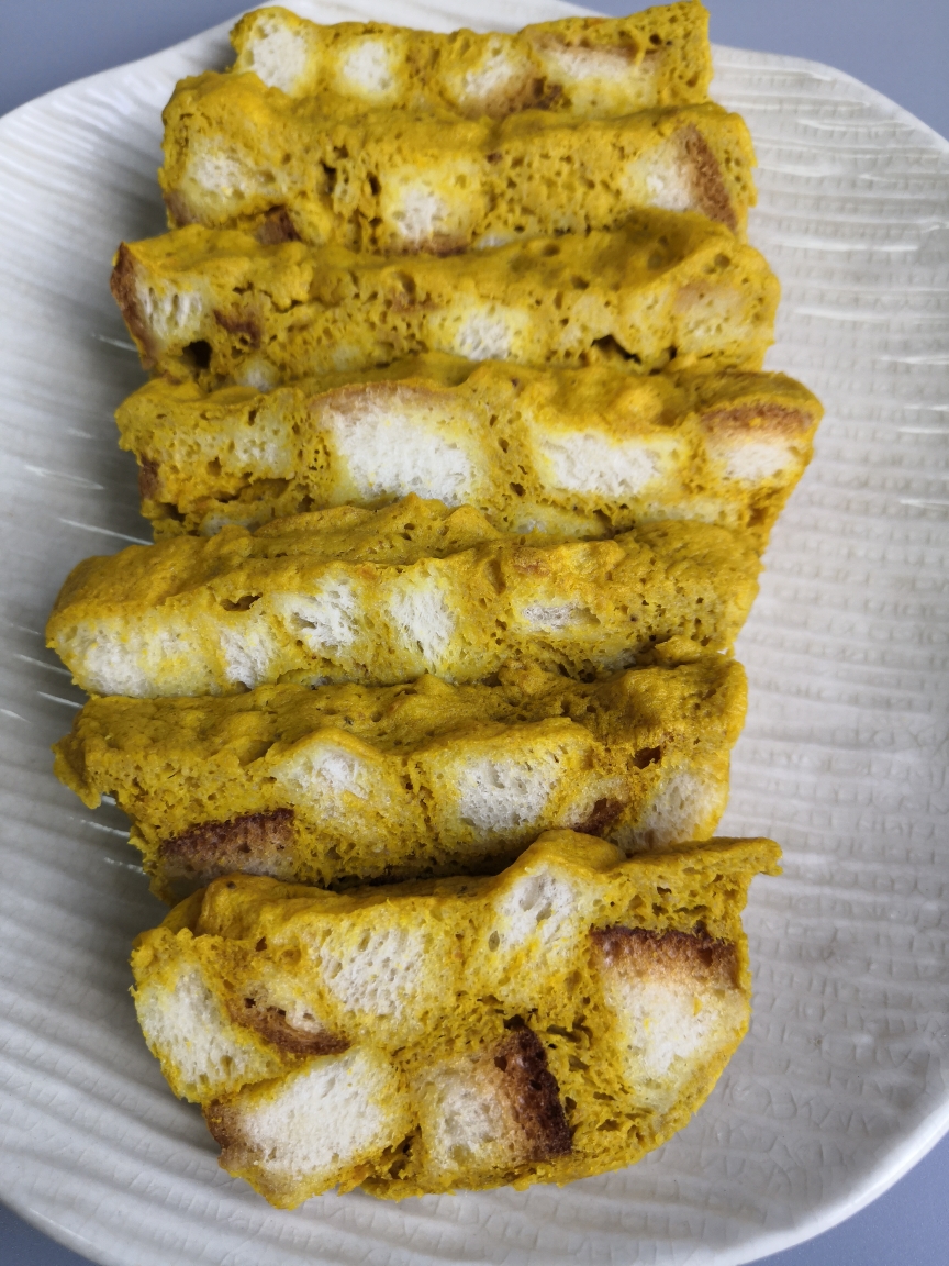 戚风蛋糕般的南瓜香蕉吐司布丁～减脂期甜品替代品的做法